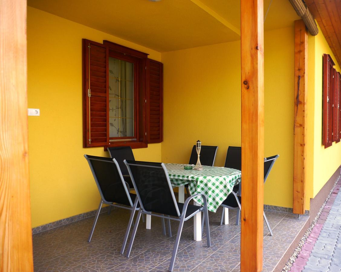 Doeroecske Vendeghaz Hotel Somogydorocske Luaran gambar